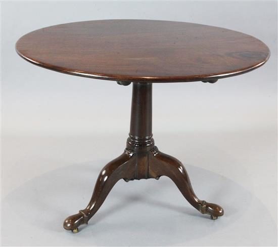A George III Cuban mahogany supper table, H.71.5cms Diameter 94.5cms